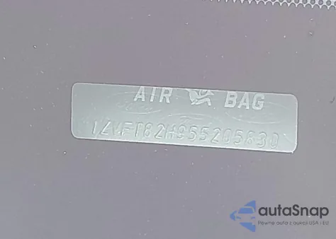 2005 Ford Mustang Gt Deluxe/Gt Premium из США, поврежденный, VIN 1ZVFT82H955205830